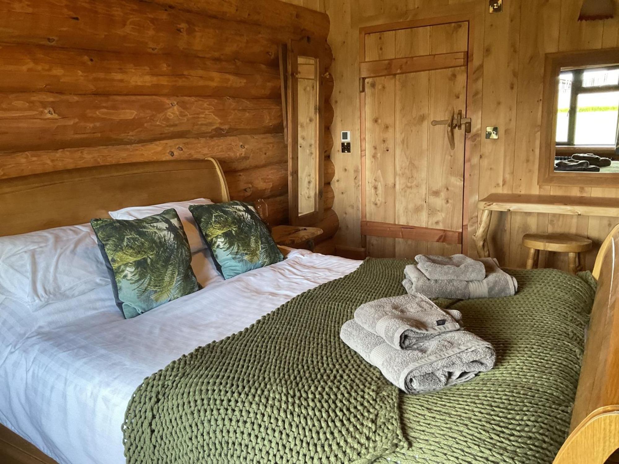Rowan - Tedstone Log Cabins Bromyard Bagian luar foto